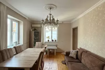 Satılır Həyət Evi Buzovnada 