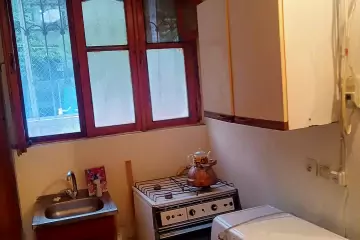 Aylıq Kirayə Köhnə Tikili Yasamalda 