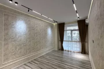 Satılır Yeni Tikili Bakıxanovda 