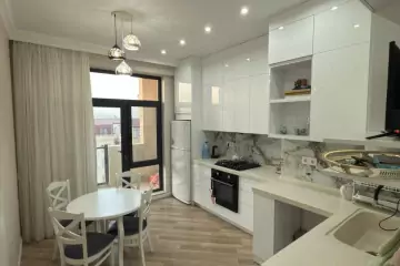 Satılır Yeni Tikili Olimpik Starda 