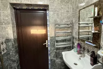 Satılır Həyət Evi Buzovnada 