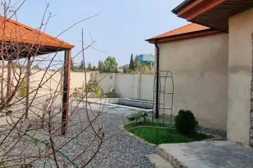 Satılır Bağ Evi Buzovnada 