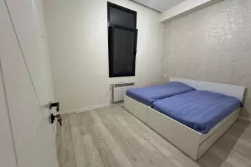 Satılır Yeni Tikili Heydər əliyev Parkıda 