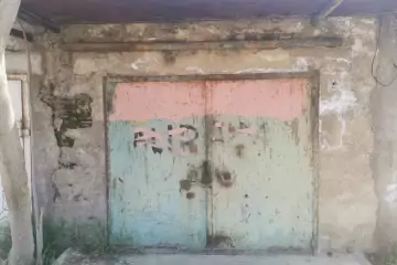 Satılır Qaraj Bakıxanovda 