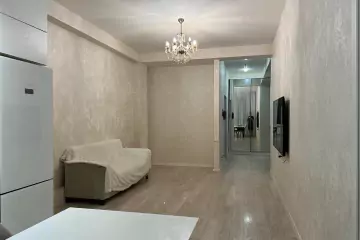 Satılır Yeni Tikili Heydər əliyev Parkıda 