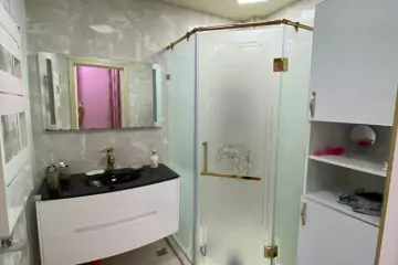 Satılır Yeni Tikili Masazırda 