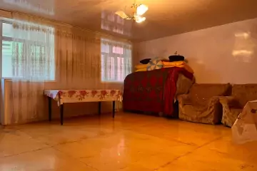 Satılır Köhnə Tikili Göyçay Rayonunda 