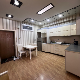 Satılır 3 otaqlı Yeni Tikili 65 m², Gənclik