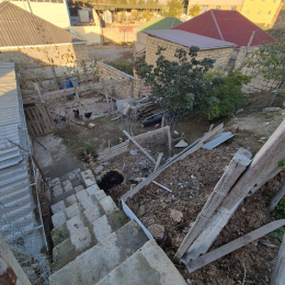 Satılır 4 otaqlı Həyət evi 100 m², 6 sot  torpaq, Xırdalan şəhəri