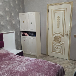 Satılır 3 otaqlı Köhnə Tikili 60 m², Yeni Günəşli