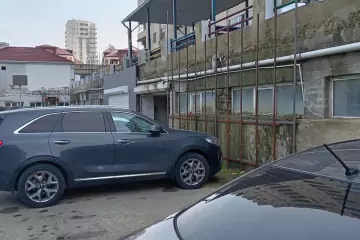 Satılır Obyekt Bakı Kinoteatrıda 