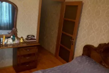 Satılır Yeni Tikili Bakıxanovda 