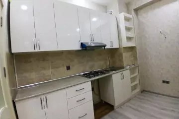 Satılır Yeni Tikili 8-ci Kilometrdə 