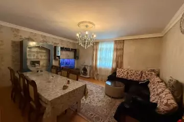 Satılır Həyət Evi Xırdalan şəhərində 