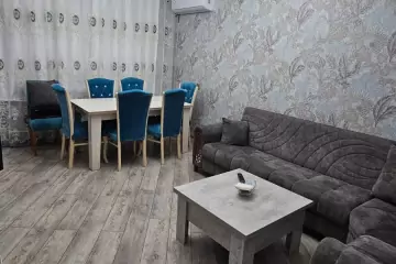 Satılır Köhnə Tikili Yeni Günəşlidə 