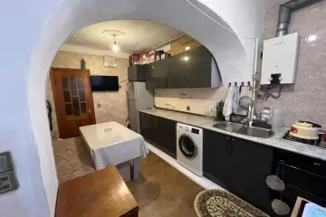 Satılır Köhnə Tikili Ukraniya Dairəsida 