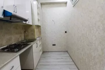 Satılır Yeni Tikili 8-ci Kilometrdə 