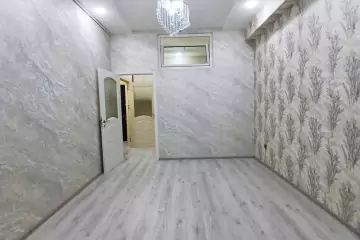 Satılır Yeni Tikili 8-ci Kilometrdə 