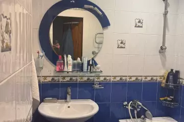 Satılır Köhnə Tikili Bakı Kinoteatrıda 