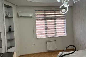 Satılır Yeni Tikili Elmler Akademiyasıda 