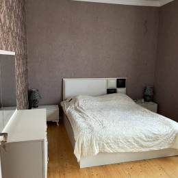 Kirayə 4 otaqlı Həyət evi 150 m², 1 sot  torpaq, Xırdalan şəhəri