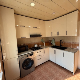 Satılır 2 otaqlı Köhnə Tikili 68 m², Xətai Park Yaşayış Kompleksi