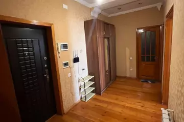 Aylıq Kirayə Köhnə Tikili 7-ci Mikrorayonda 