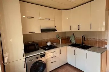 Satılır Köhnə Tikili Xətai Park Yaşayış Kompleksida 