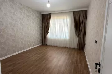 Satılır Yeni Tikili Ukraniya Dairəsida 