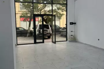 Aylıq Kirayə Obyekt Nərimanov Heykəlində 