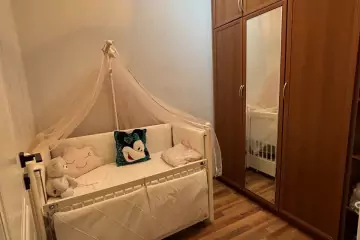 Satılır Köhnə Tikili Xətai Park Yaşayış Kompleksida 