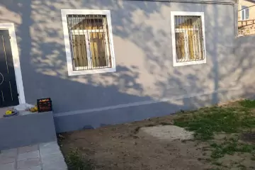 Satılır Həyət Evi Zabrat Qəsəbəsida 