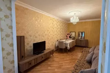 Satılır Köhnə Tikili Gəncə Prospektində 