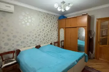 Satılır Köhnə Tikili Gəncə Prospektində 