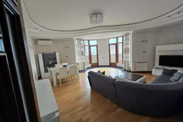 Aylıq Kirayə Yeni Tikili 28 May Metrosu ətrafında 