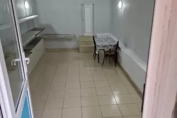 Satılır Obyekt 9-cu Mikrorayonda 