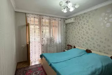 Satılır Köhnə Tikili Gəncə Prospektində 