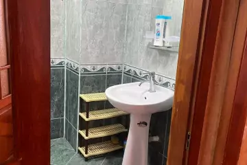 Aylıq Kirayə Köhnə Tikili 7-ci Mikrorayonda 