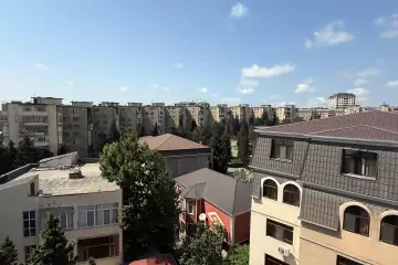 Satılır Yeni Tikili Ukraniya Dairəsida 