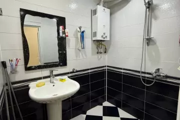 Satılır Köhnə Tikili Gəncə Prospektində 