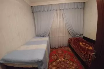 Günlük Kirayə Köhnə Tikili 10-cu Mikrorayonda 