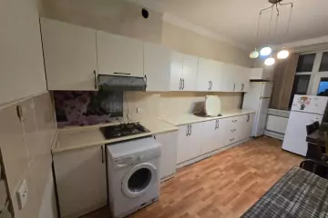 Aylıq Kirayə Yeni Tikili 3-cü Mikrorayonda 