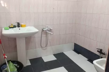 Satılır Həyət Evi Zabrat Qəsəbəsida 