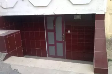 Satılır Obyekt 9-cu Mikrorayonda 