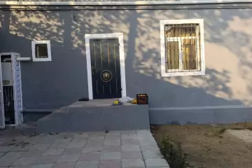 Satılır Həyət Evi Zabrat Qəsəbəsida 