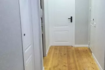 Satılır Köhnə Tikili Bakıxanovda 