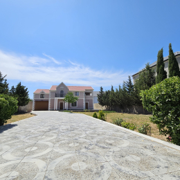 Satılır 7 otaqlı bağ evi 218 m², 18 sot  torpaq, Pirşağı