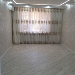 Satılır 3 otaqlı Köhnə Tikili 80 m², Həzi Aslanov
