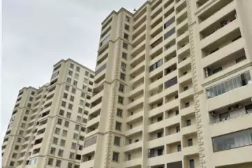 Satılır Yeni Tikili Elmler Akademiyasıda 