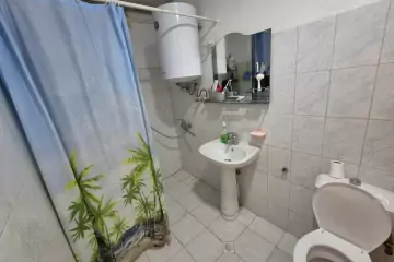 Satılır Yeni Tikili Yeni Günəşlidə 